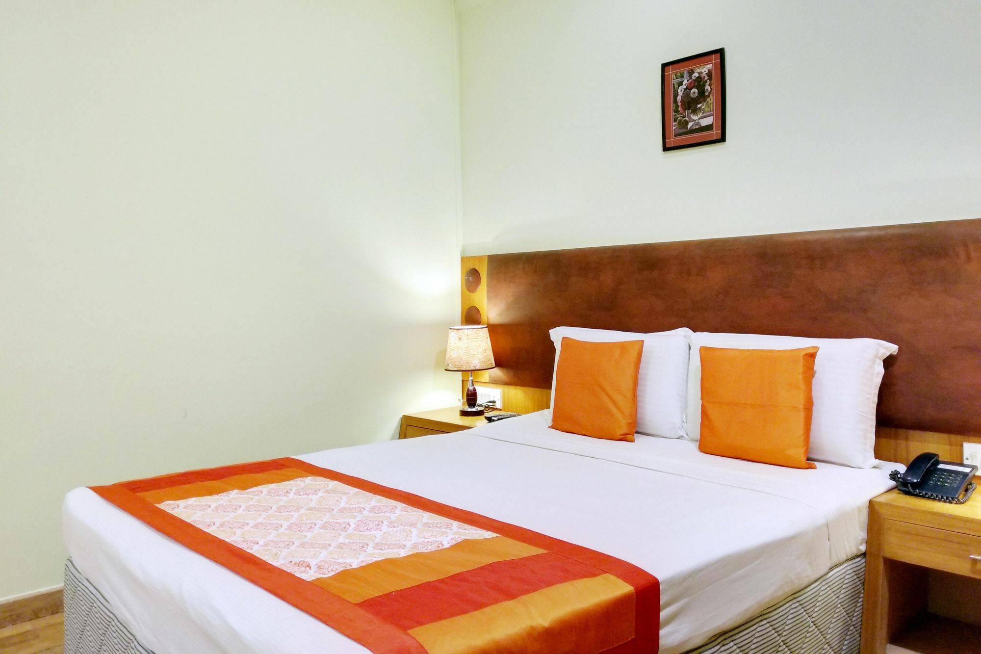 Oyo 9925 The Ocea International Hotel Bangalore Buitenkant foto