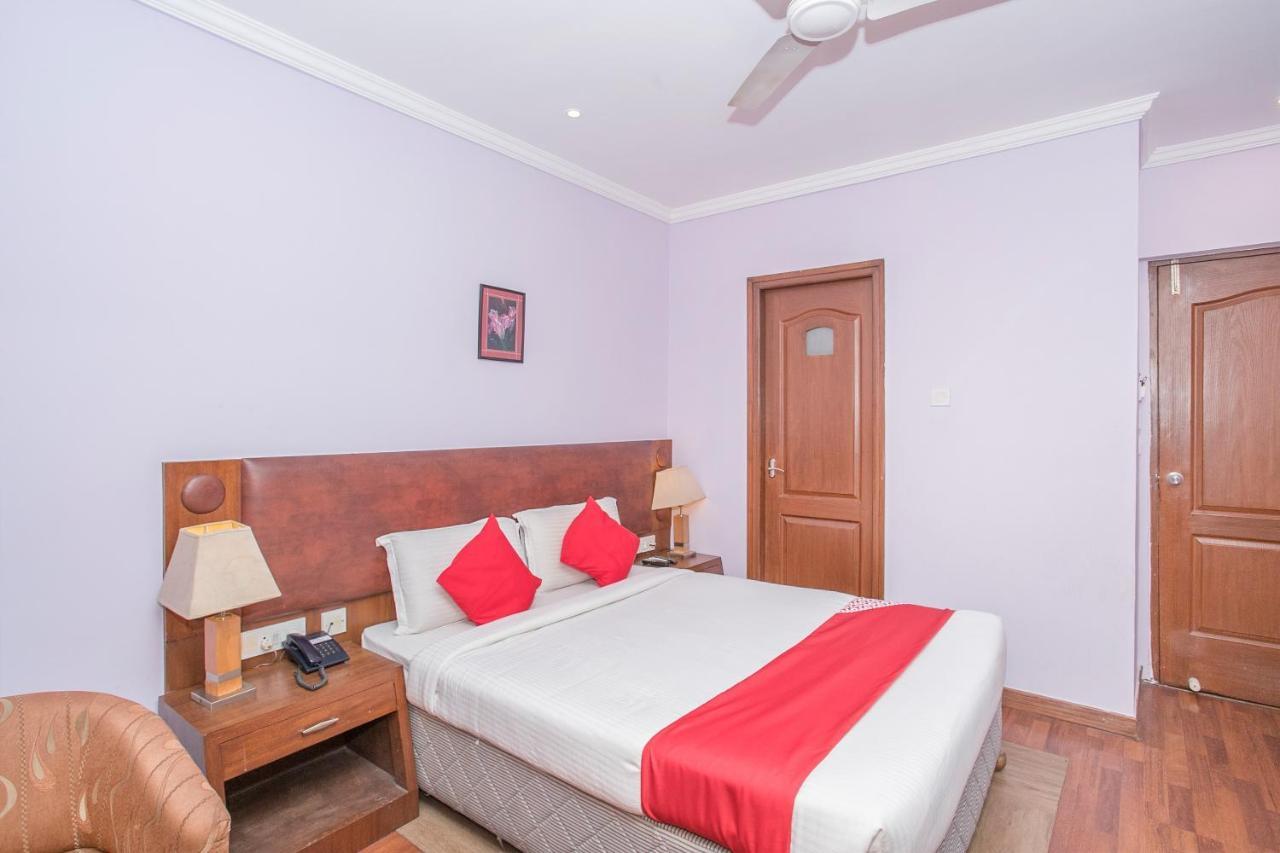Oyo 9925 The Ocea International Hotel Bangalore Buitenkant foto
