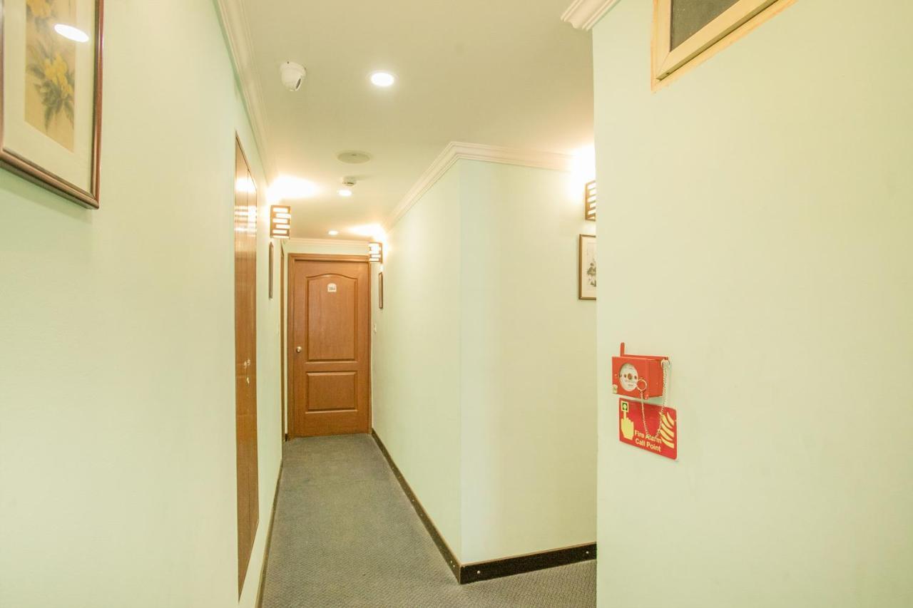Oyo 9925 The Ocea International Hotel Bangalore Buitenkant foto